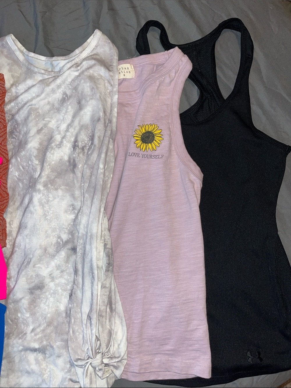Small Tank Top Bundle - Picture 3 of 4